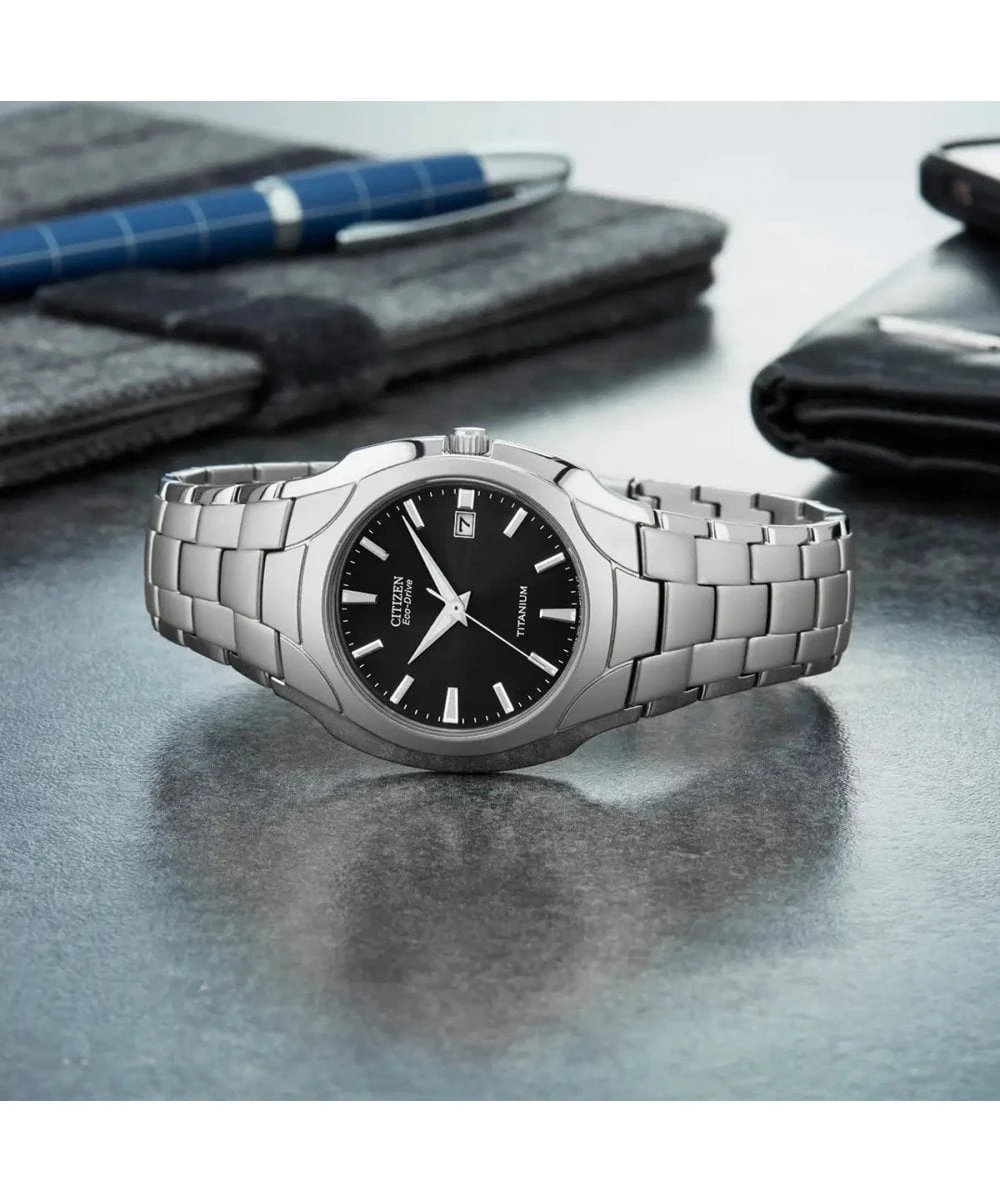 Citizen Citizen Eco-Drive Super Titanium Gents Bracelet Watch 4 Citizen Citizen Eco-Drive Super Titanium Gents Bracelet Watch - Image 2