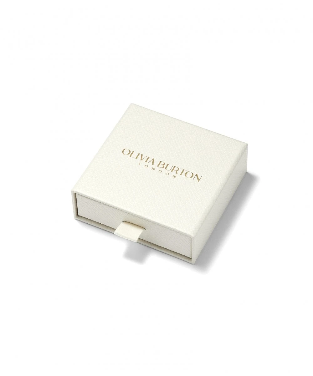 Olivia Burton Olivia Burton Signature Minima Bee Gold Bracelet 8 Olivia Burton Olivia Burton Signature Minima Bee Gold Bracelet - Image 6